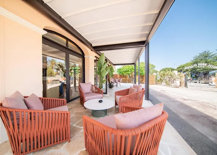 فندق Brin D'azur - Tropez 4*