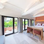 Hotell Brin D'azur - Tropez