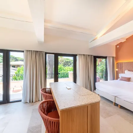 Ξενοδοχείο Brin D'azur - Tropez 4*