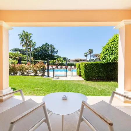 Ξενοδοχείο Brin D'azur - Tropez 4*