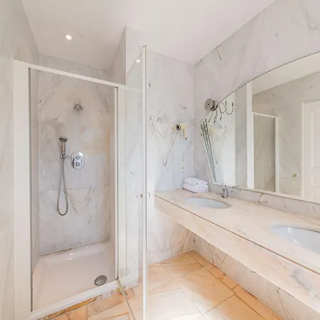 Otel Brin D'azur - Tropez Saint-Tropez