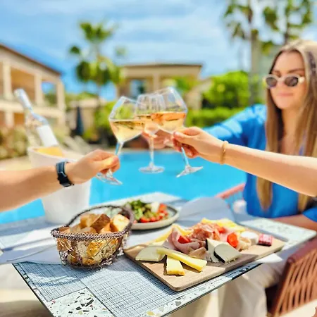 ホテル Brin D'azur - Tropez 4*