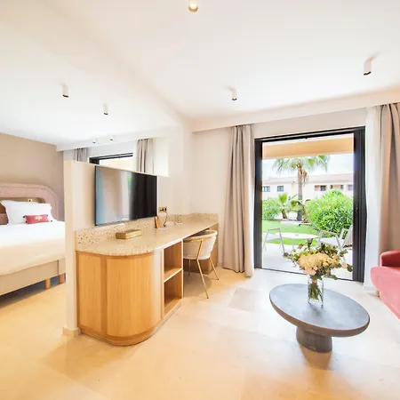 Hotell Brin D'azur - Tropez 4*