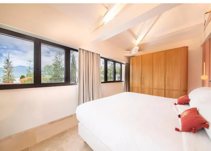 Brin D'azur - Tropez Szálloda 4*