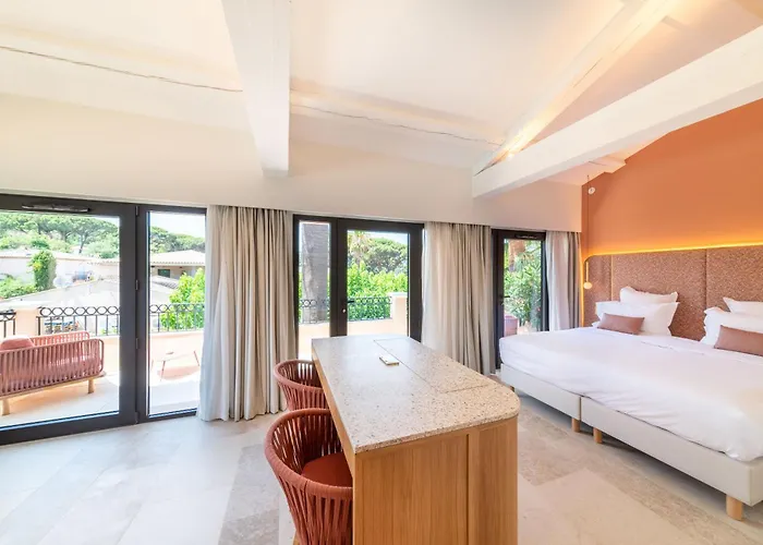 Szálloda Brin D'azur - Tropez 4*