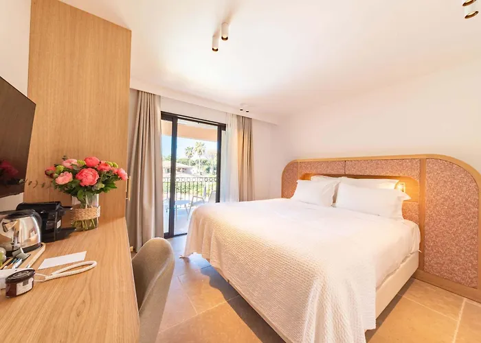 Brin D'azur - Tropez ホテル 4*