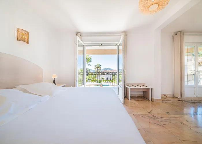 Brin D'azur - Tropez Szálloda 4*