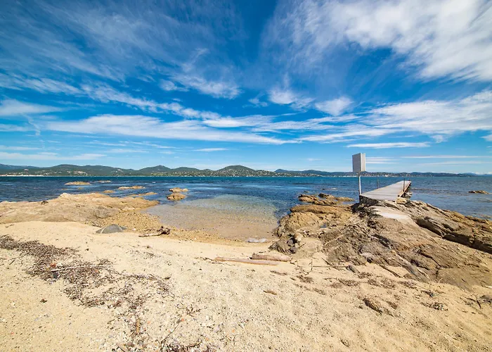 Szálloda Brin D'azur - Tropez 4*